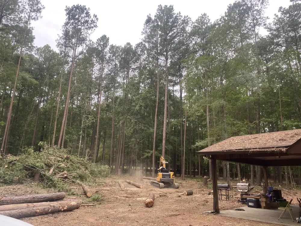 Professional roof leak repair experts serving Enterprise, MS - J&M Dirt and Land Services