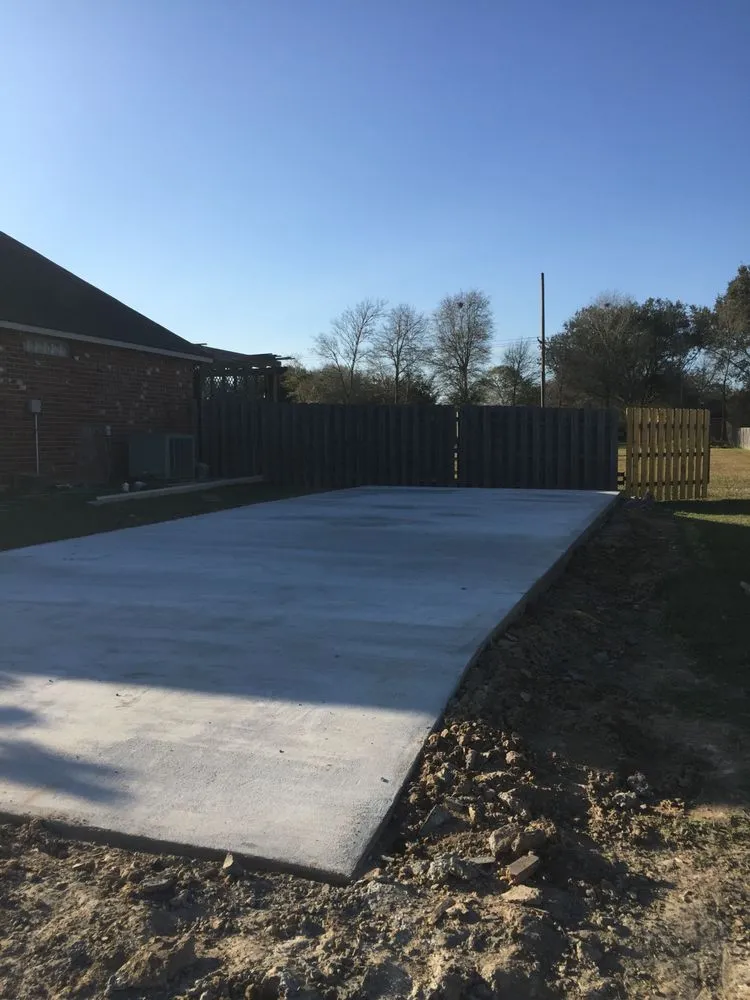 Slide of J&M Home Improvements