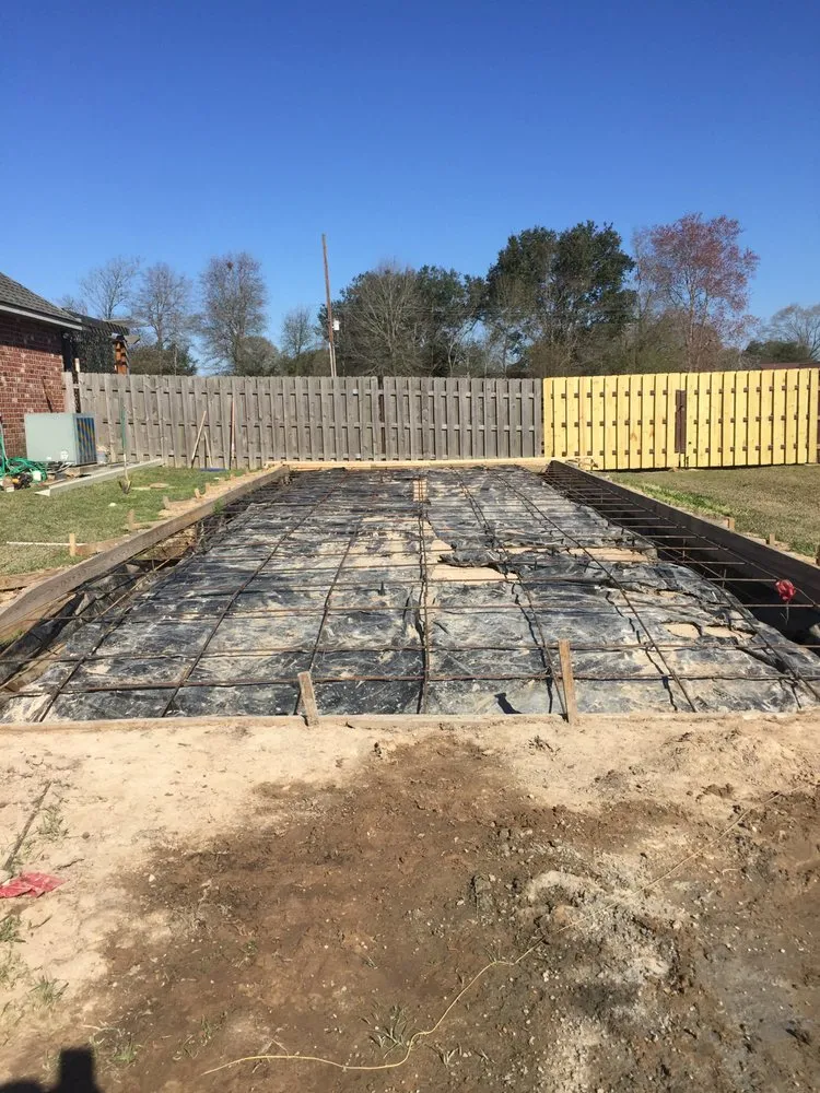 Slide of J&M Home Improvements