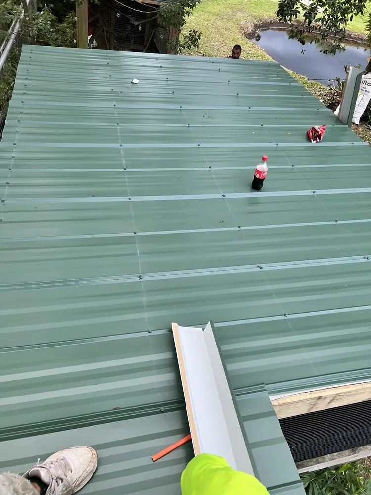 Slide of J&M Roofing & Construction