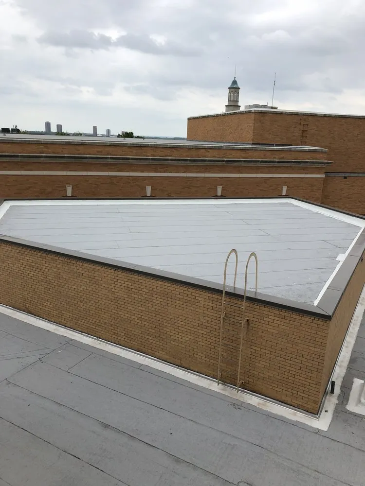 Slide of JM Roofing and Construction