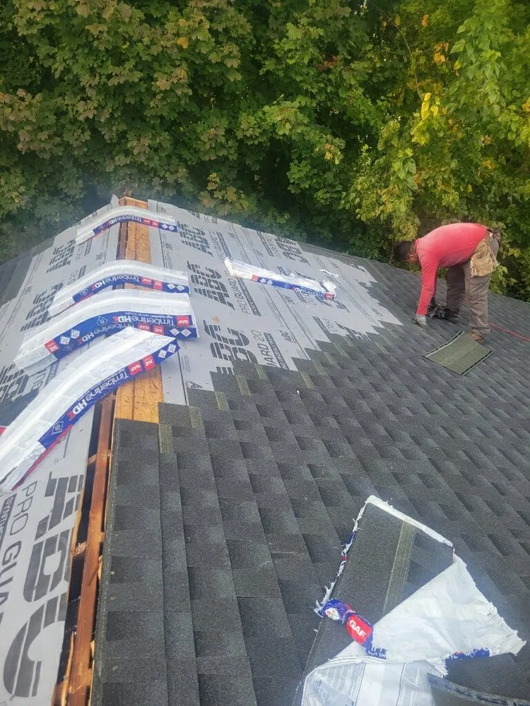 Slide of J&M Roofing