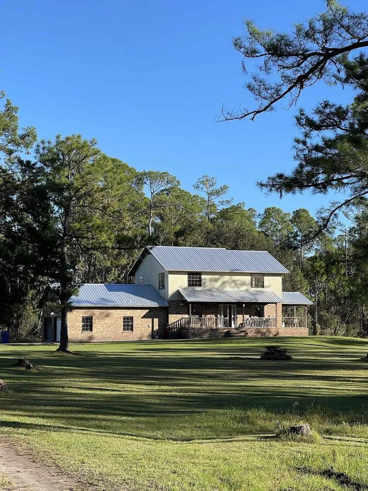 Reliable shingle roofing service for residential properties in Pomona Park, FL by JM Roofing