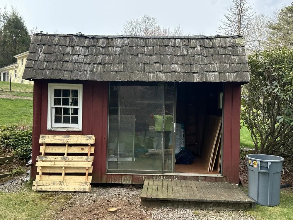 Slide of JMJ Xteriors