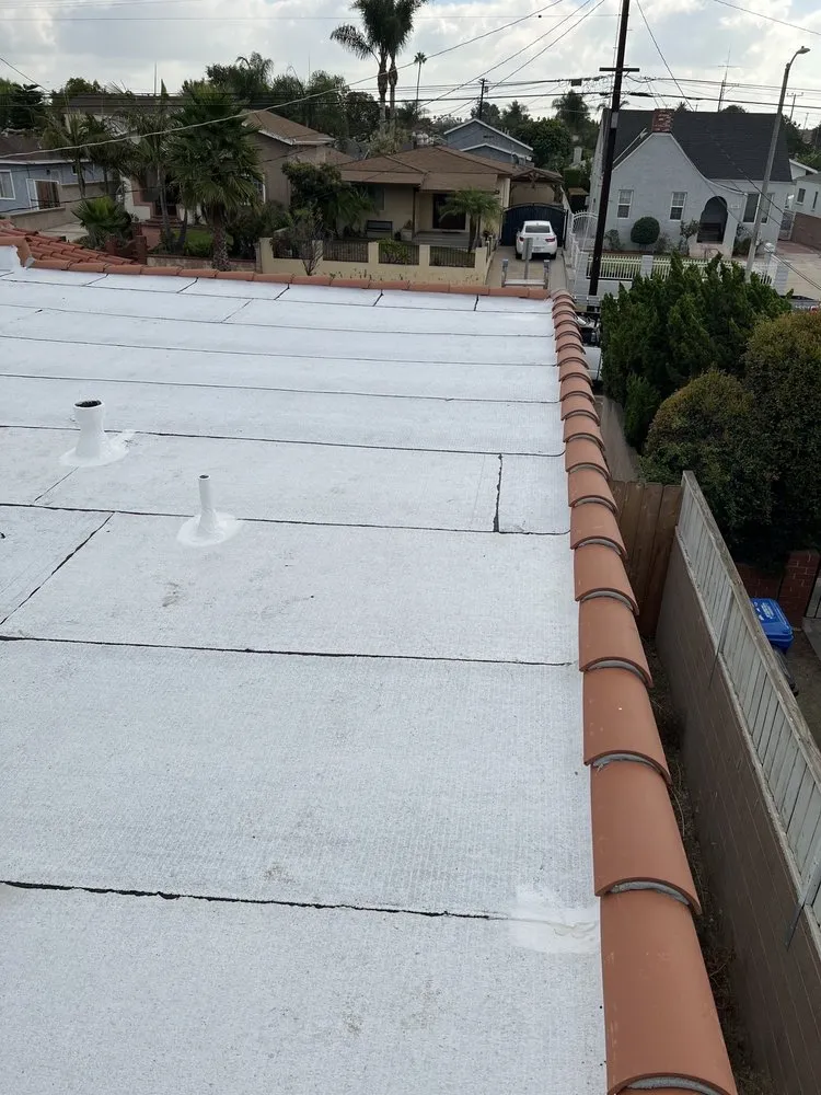 Expert shingle roofing service in Wilmington, CA - JMT Roofing