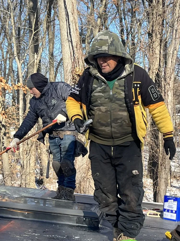 Slide of JN Roofing Solution & Rubber