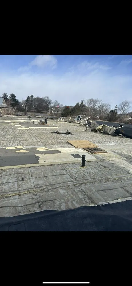 Slide of J&N Top Roofing