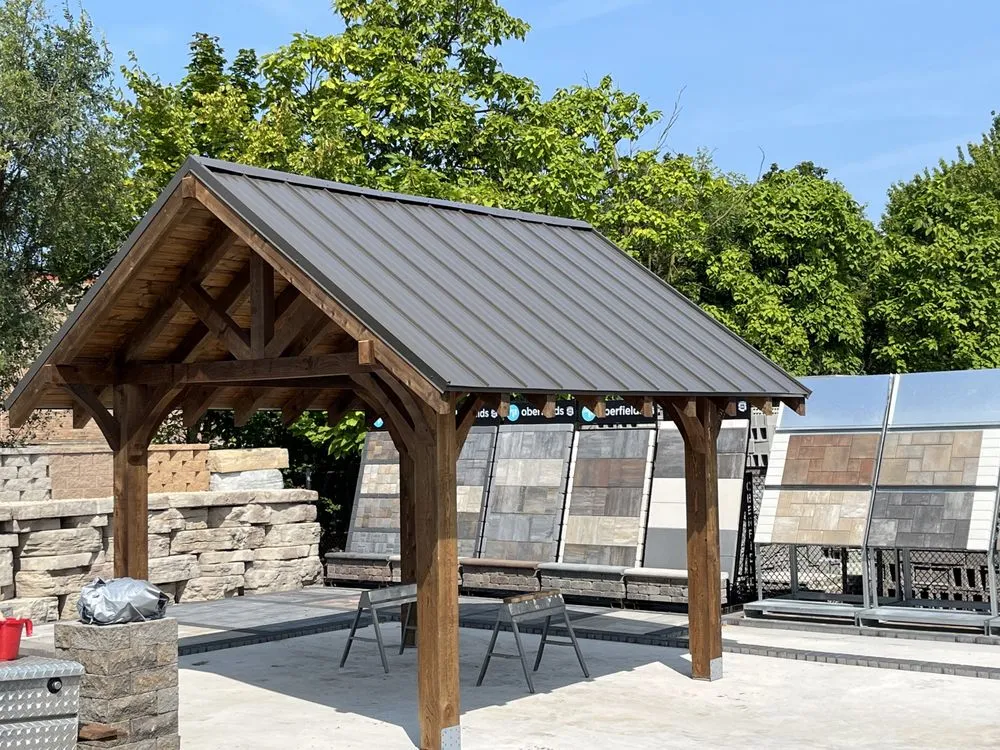 Slide of JNH Builders