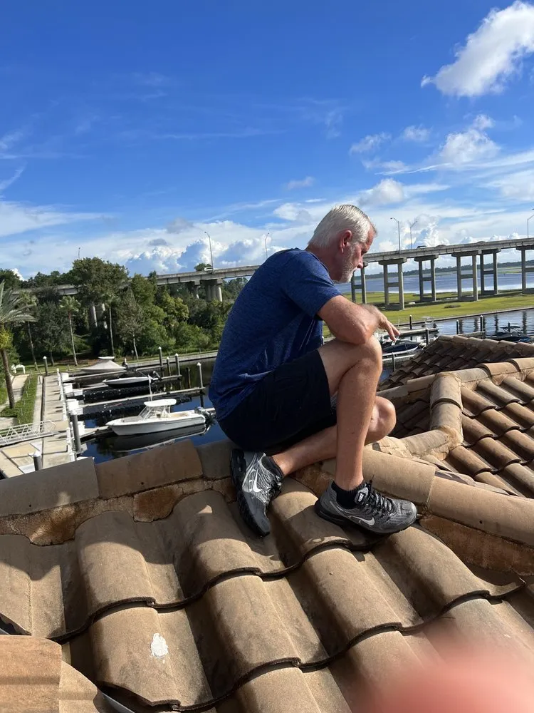 Slide of Jnh Roofing Specialist