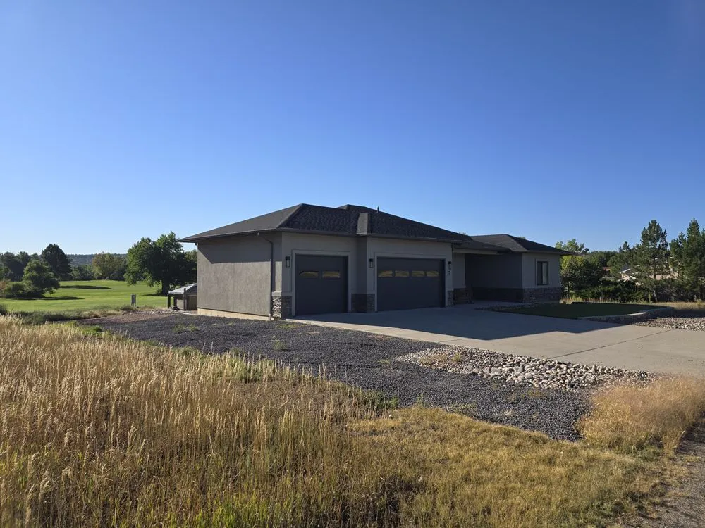 Slide of JNM Elite Roofing