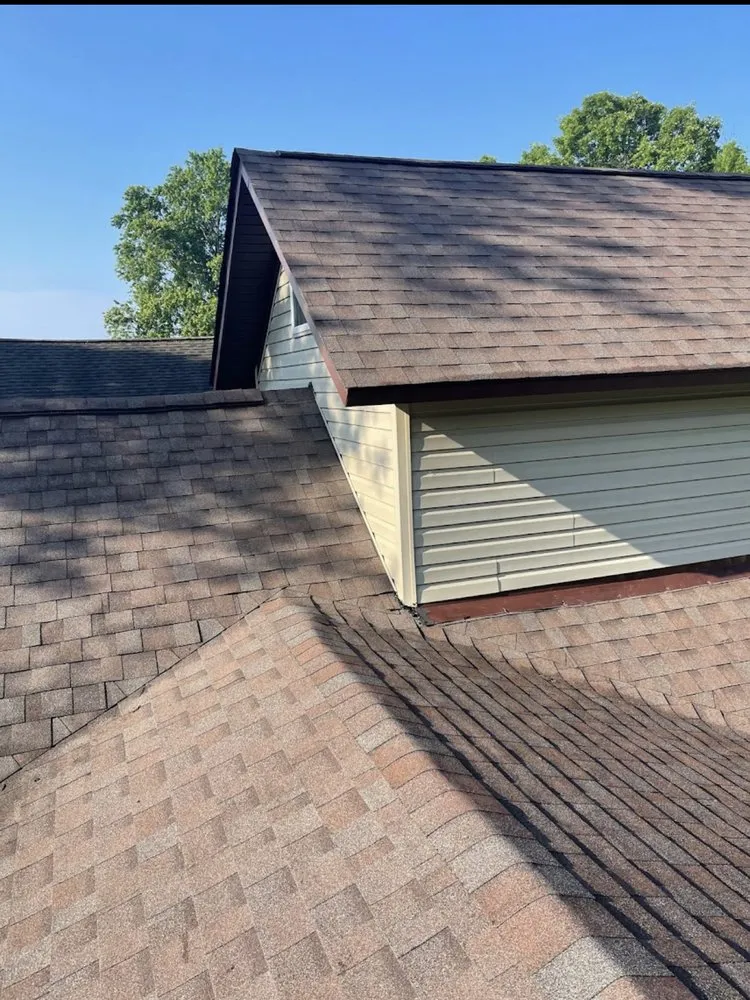 Slide of JNR Roofing