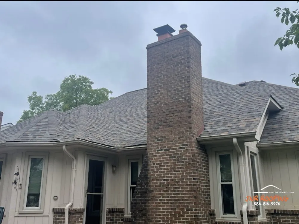 Slide of JNR Roofing