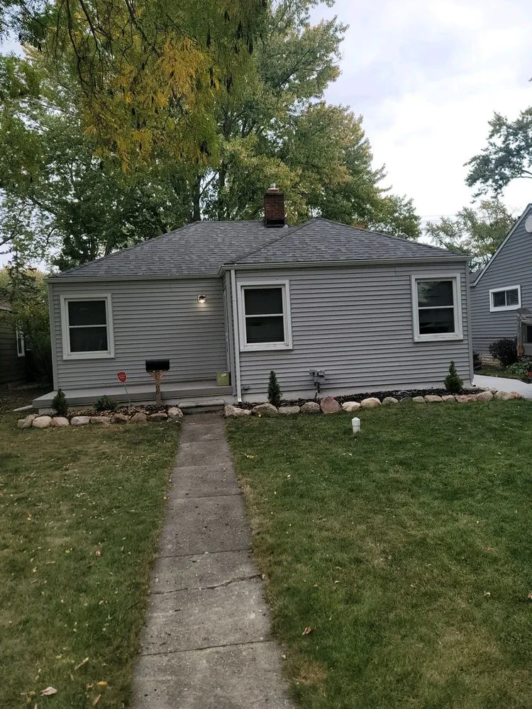 Slide of JNR Roofing