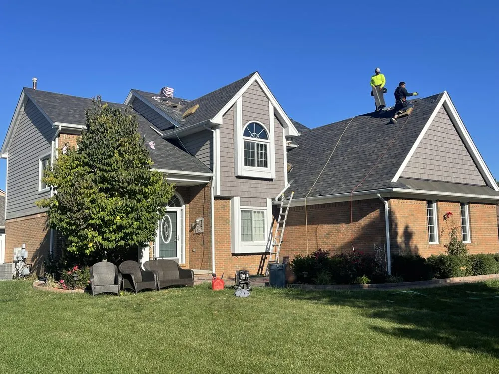 Slide of JNR Roofing