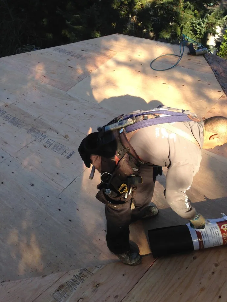 Slide of JNS Construction