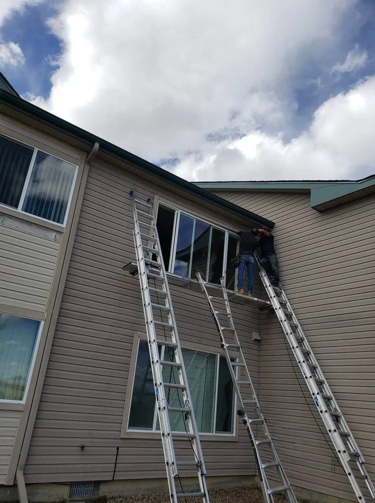 Slide of J&O roofing