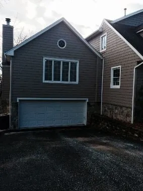 Slide of Joe Carpinteri