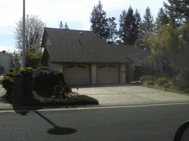 Slide of Joe Hooper Roofing