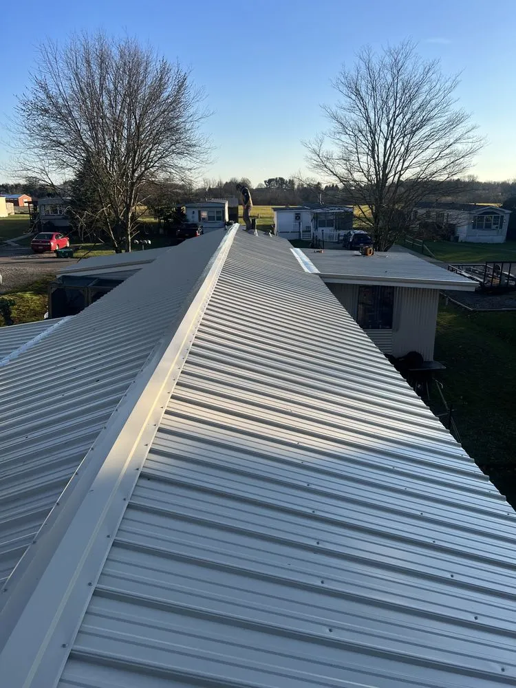 Top-rated roof replacement in Boyers, PA by Joe Swartzentruber Construction