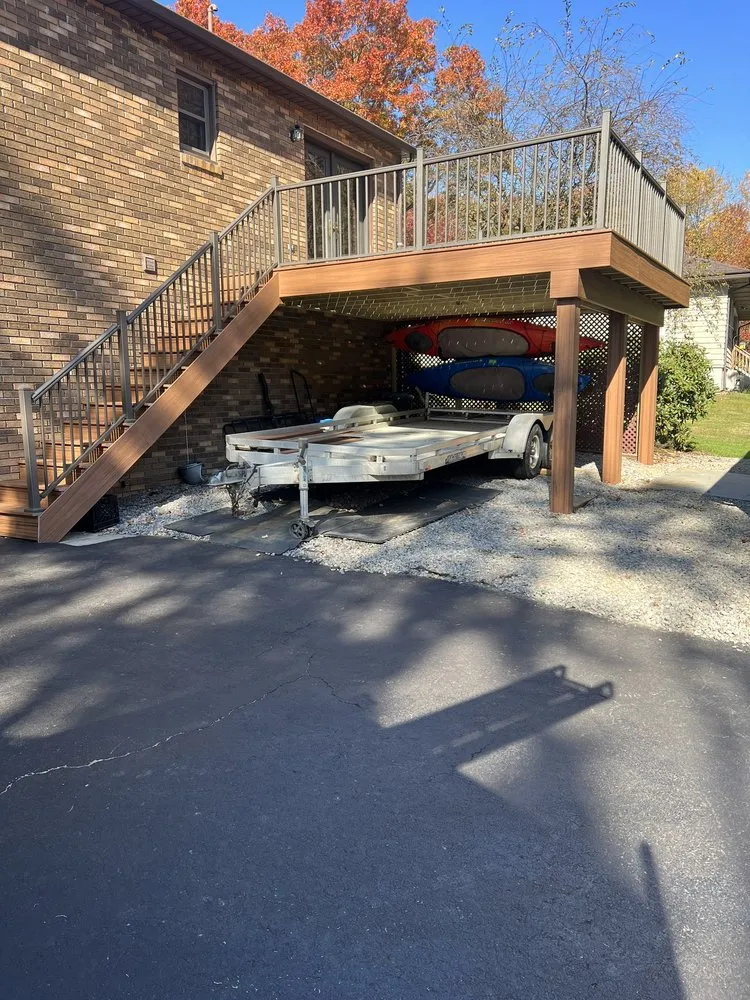 Emergency shingle roofing service experts serving Boyers, PA - Joe Swartzentruber Construction