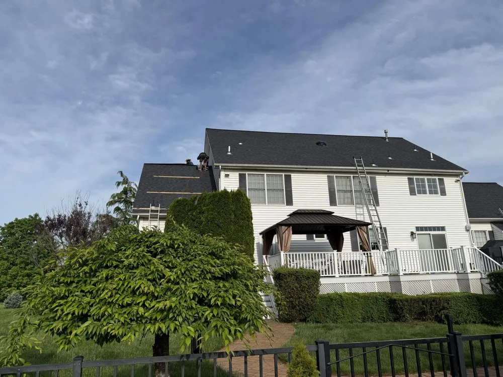 Slide of Joe The Roofer