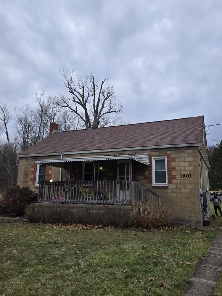 Slide of Joe Thornton Roofing