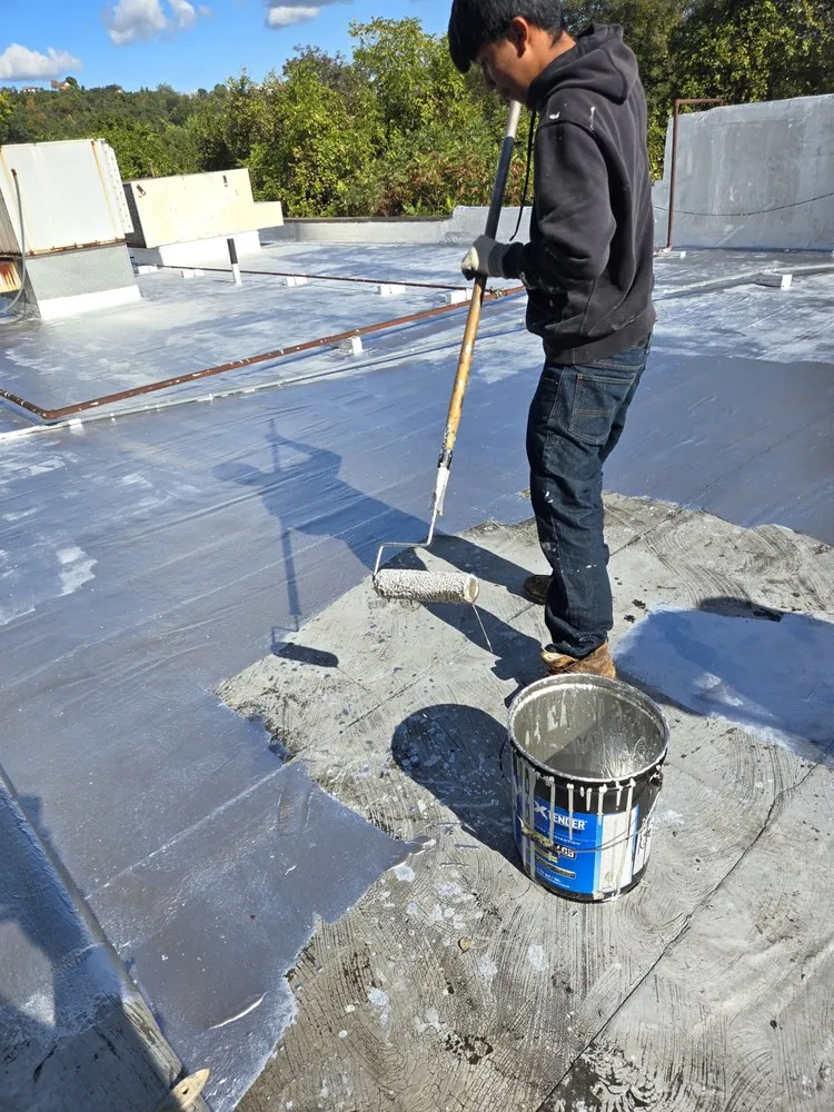 Slide of Joe Thornton Roofing