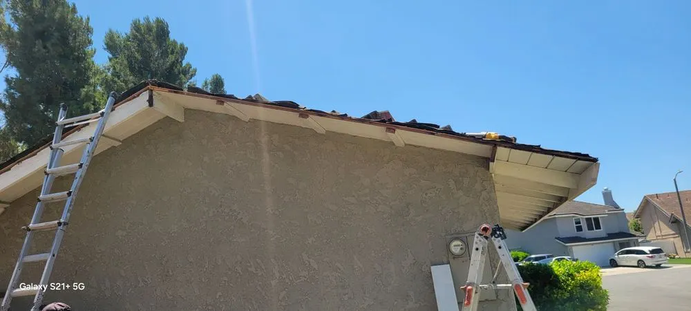 Slide of Joel Gomez Roofing Solution Orange County