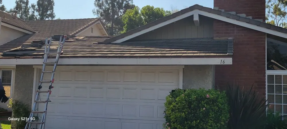 Slide of Joel Gomez Roofing Solution Orange County