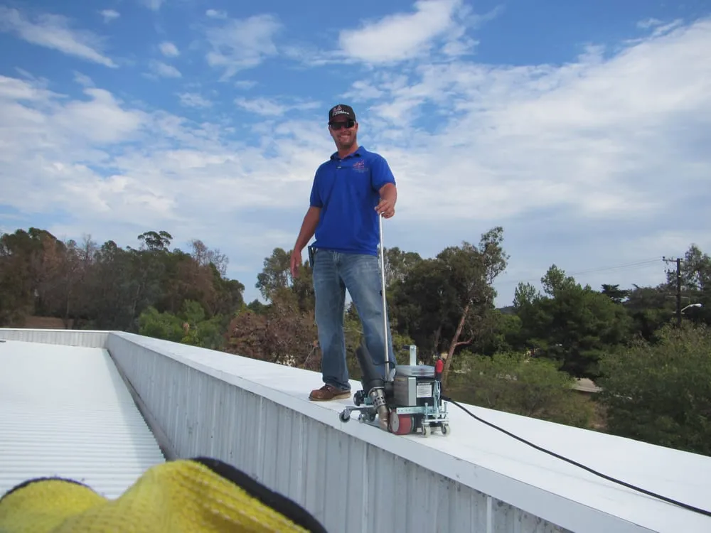 Slide of Joel's Roofing & Rain Gutter