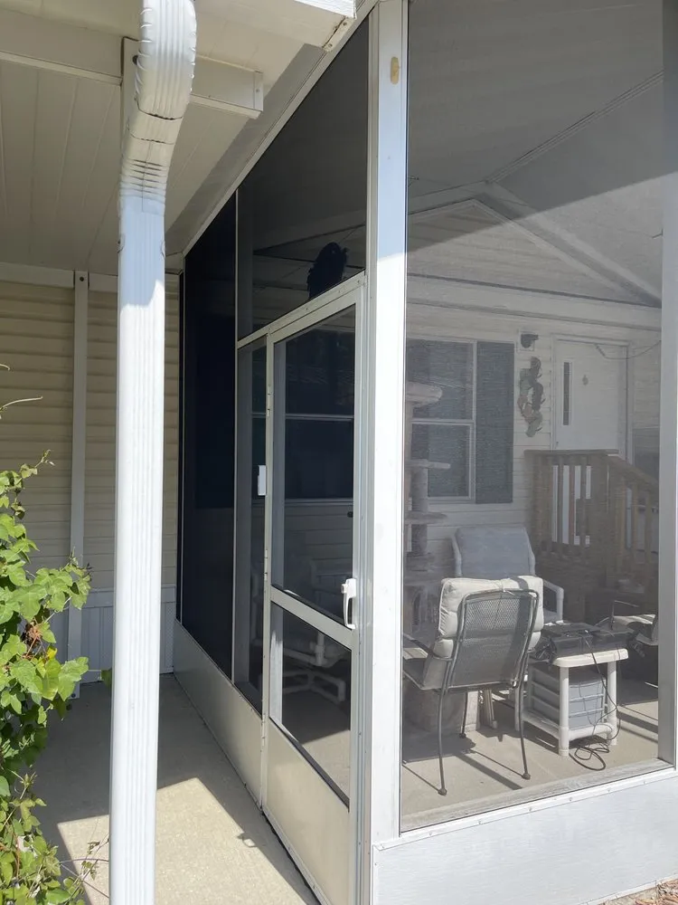 Slide of Joe’s Aluminum, Screen & Vinyl Repair