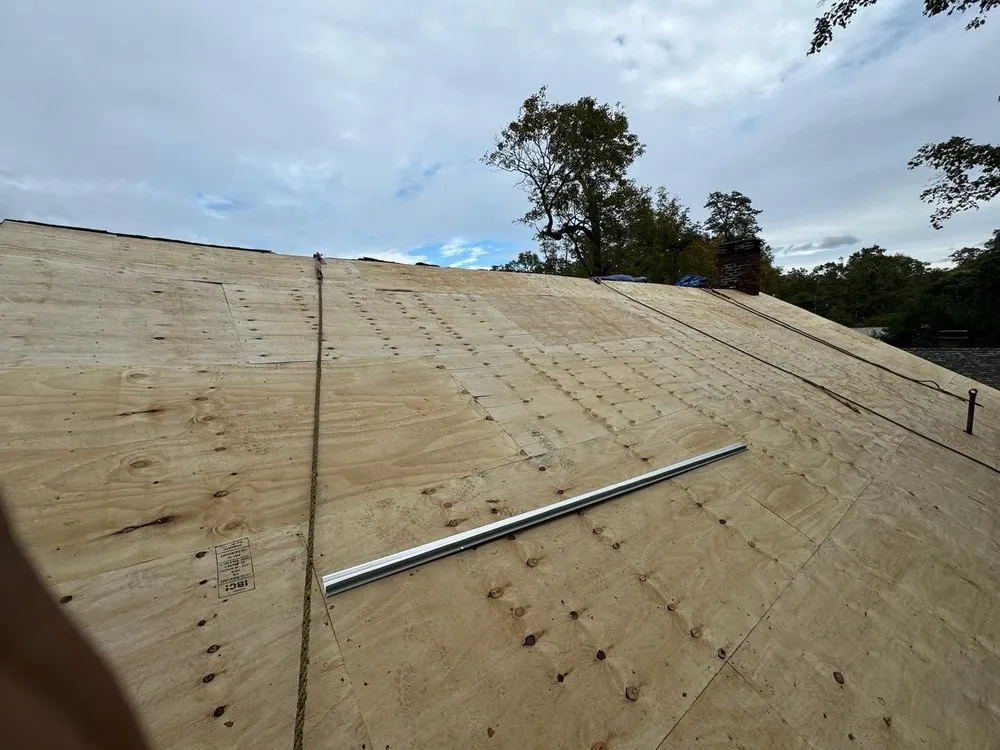 Slide of Joes Landscaping & home improvements Inc