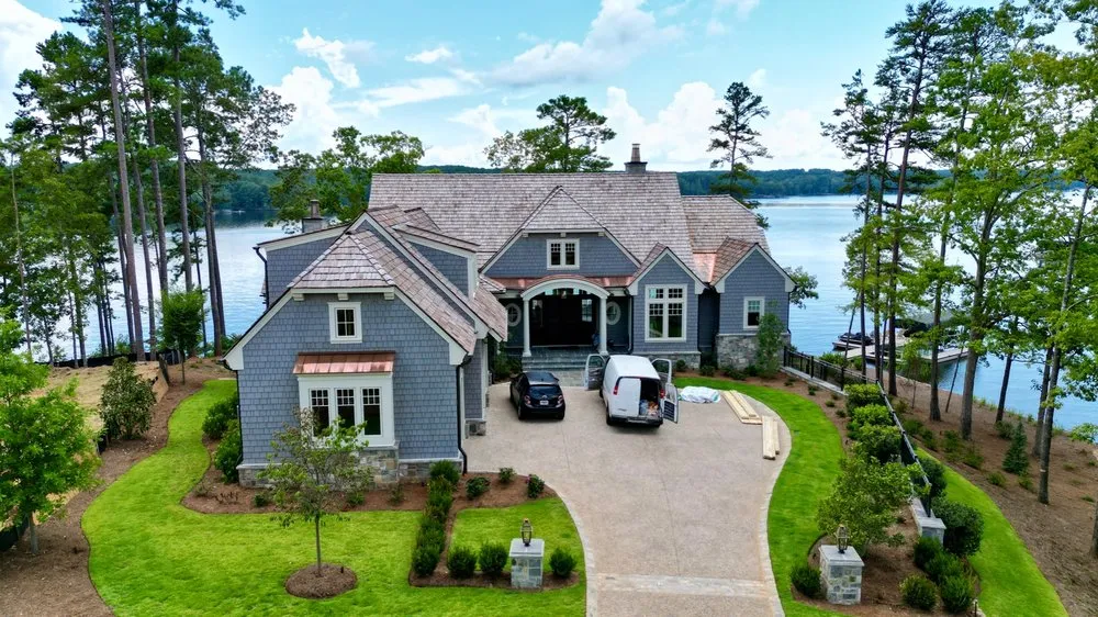 Slide of Joe's Roofing