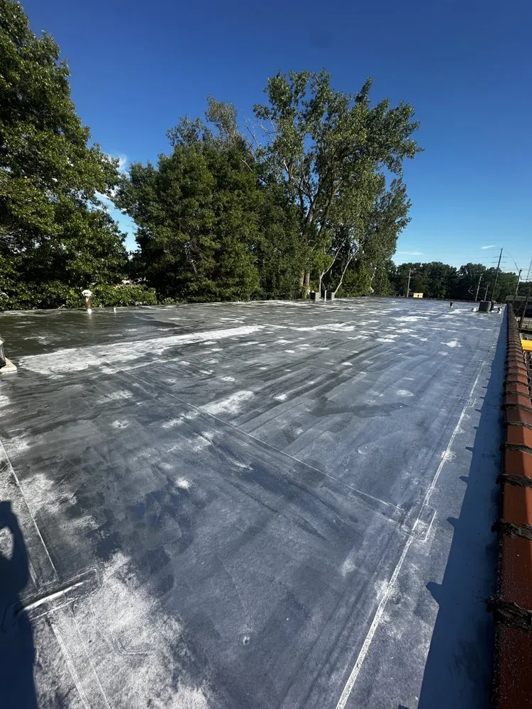 Slide of Joe’s Roofing