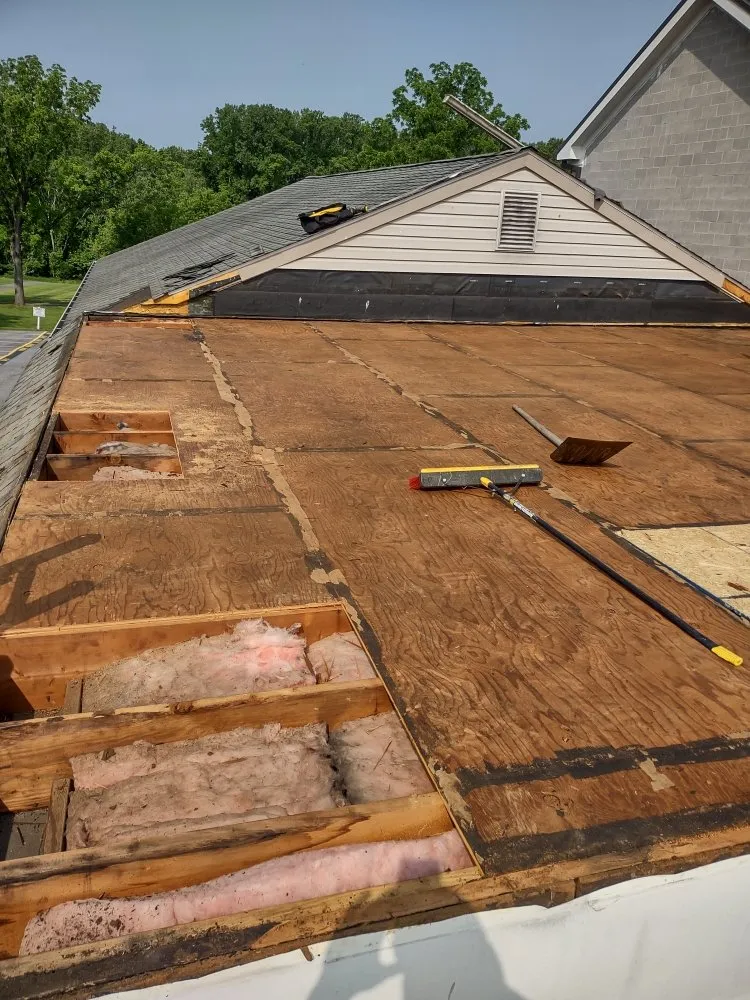 Professional residential roofing service in Finksburg, MD by John E Zentz & Sons