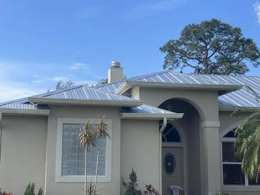 John G Cannon Roofing Logo