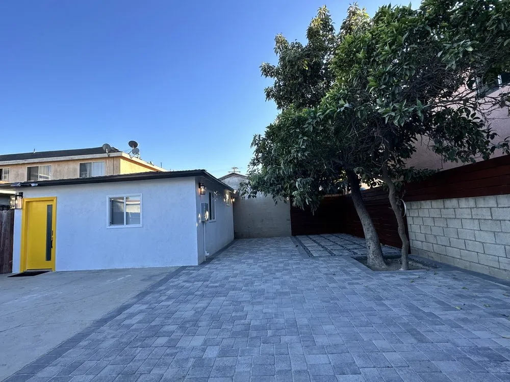 Slide of John Gomez Home Remodeling