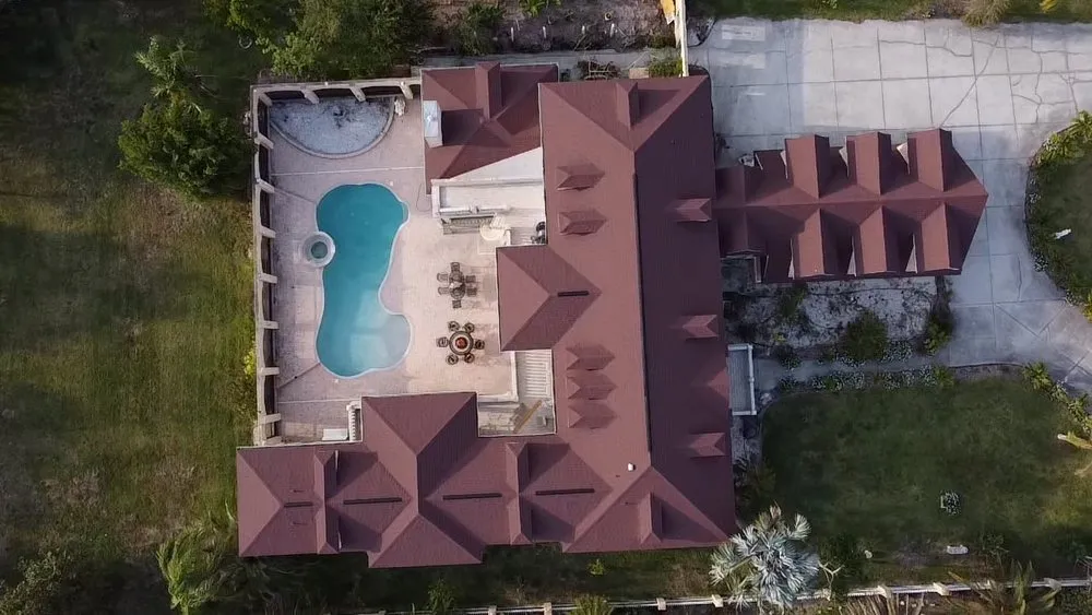 Trusted roof replacement experts serving St Petersburg, FL - John Matthews