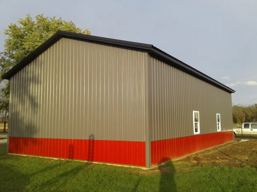 Expert shingle roofing service experts serving Milroy, IN - John Schwartz Construction