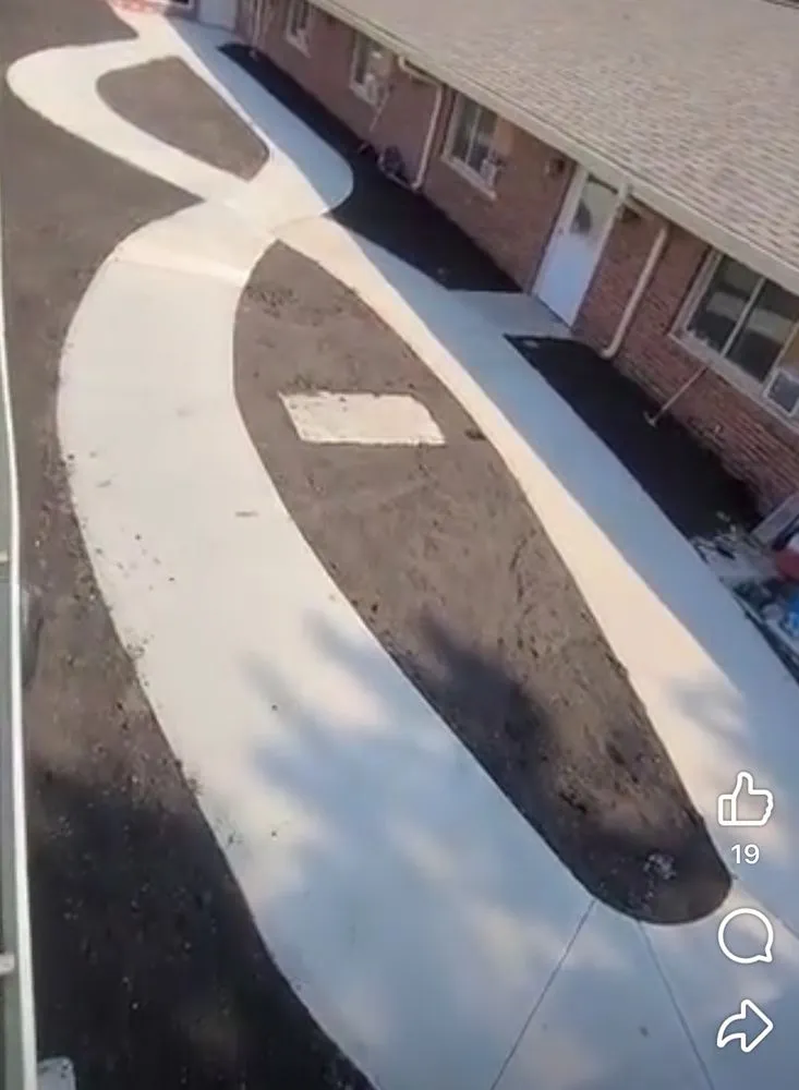 Licensed roof leak repair in Otho, IA by Jojo Construction