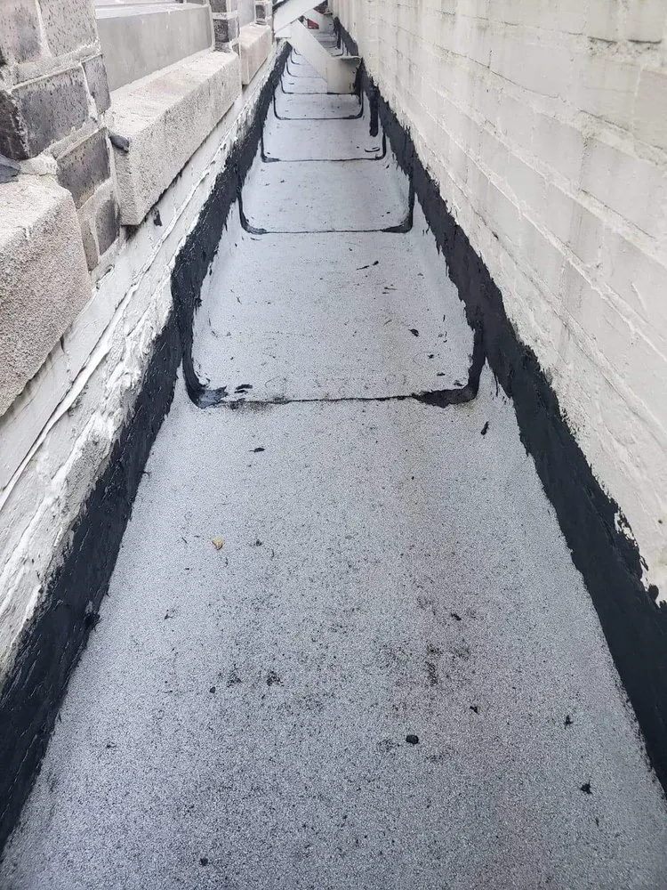 Slide of Jojos Roofing