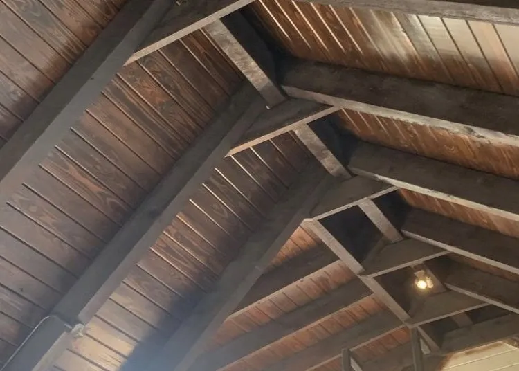 Slide of Joles Painting & Roofing