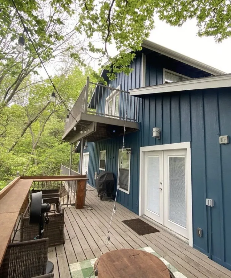 Slide of Joles Painting & Roofing