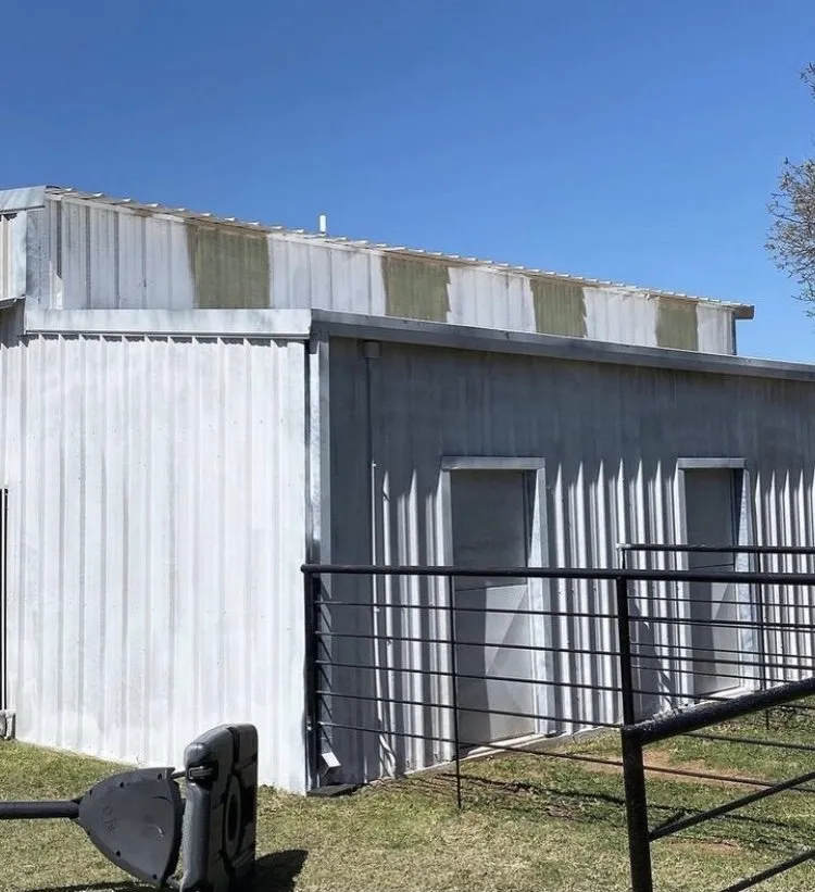 Slide of Joles Painting & Roofing