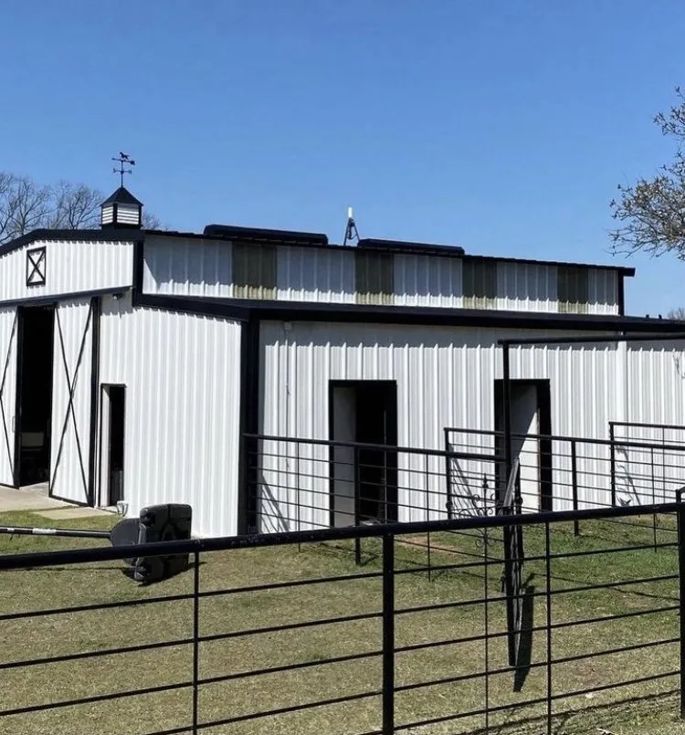 Slide of Joles Painting & Roofing