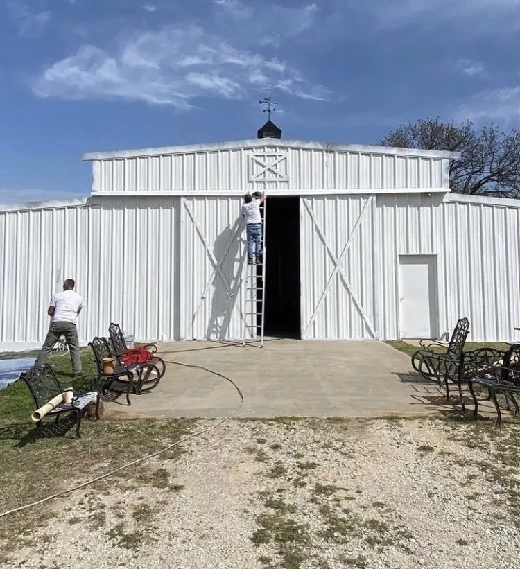 Slide of Joles Painting & Roofing