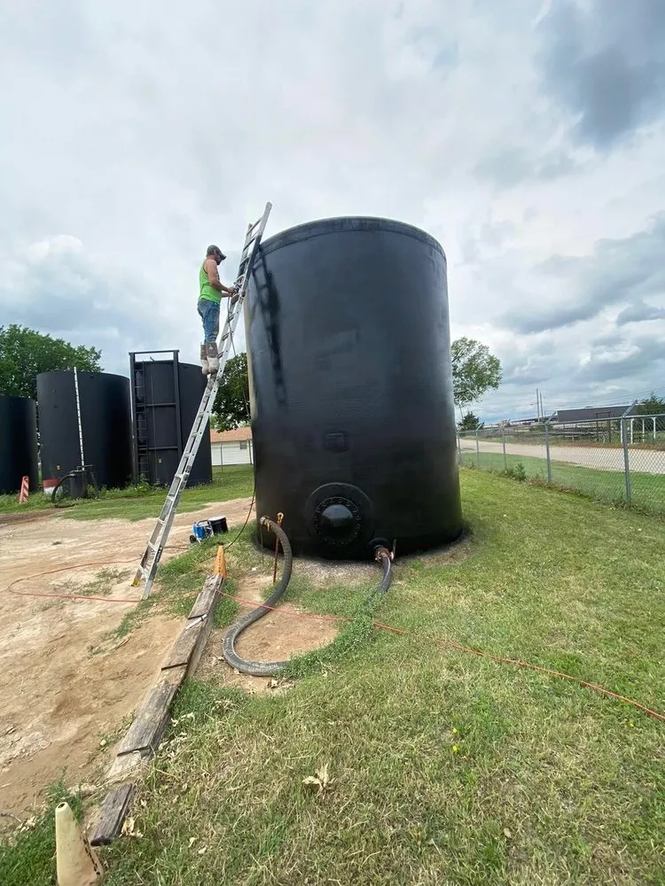 Slide of Joles Painting & Roofing