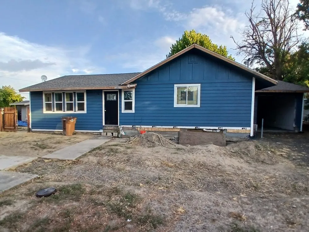 Slide of Jones Custom Building