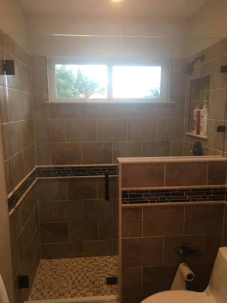 Slide of Jones Customs Roofing