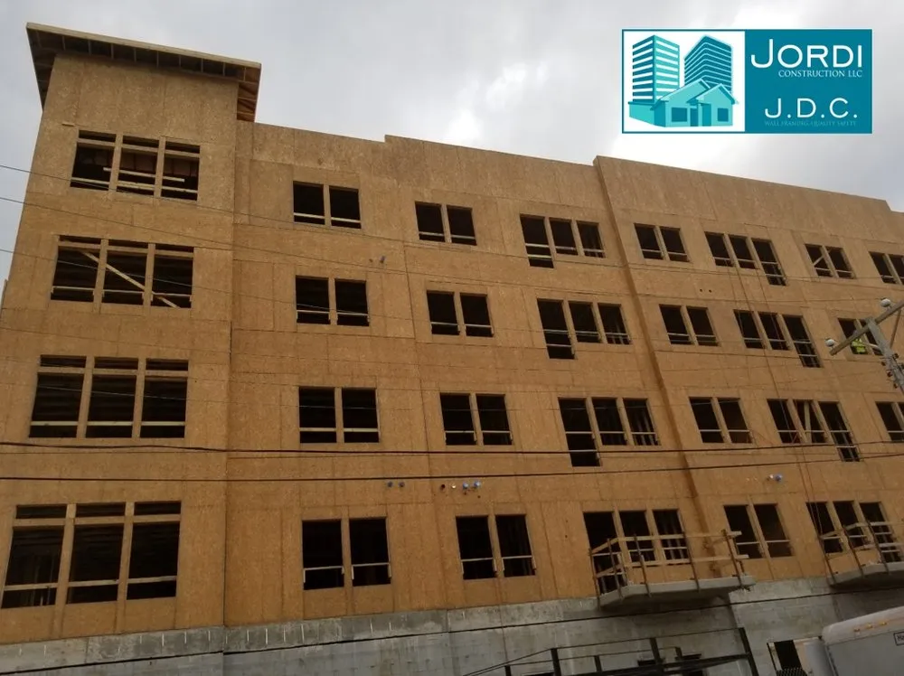 Slide of Jordi Construction